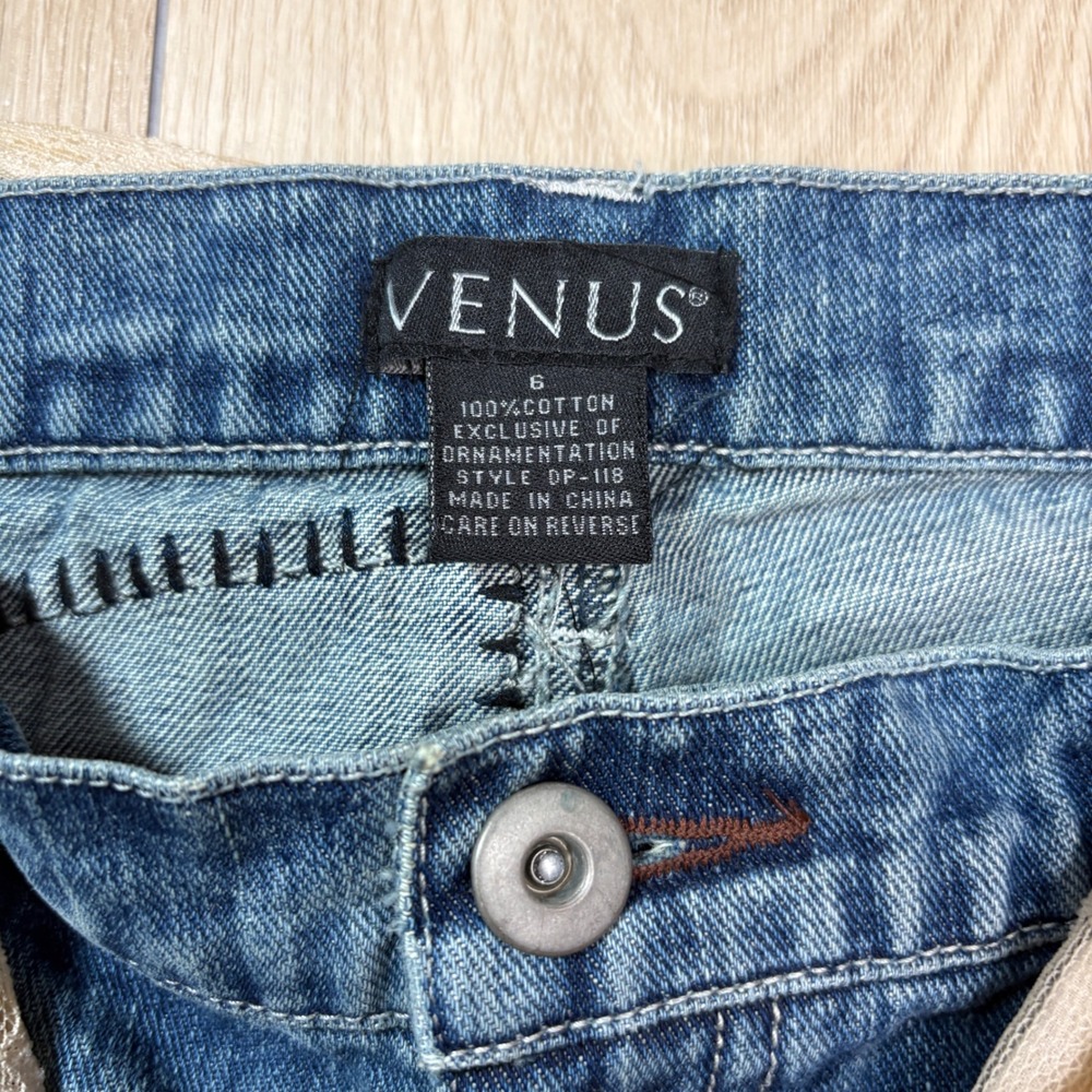Venus Womens Y2K Flare Jeans Blue Denim Embroidered Lace Patchwork Low Rise SZ 6 - Picture 5 of 11
